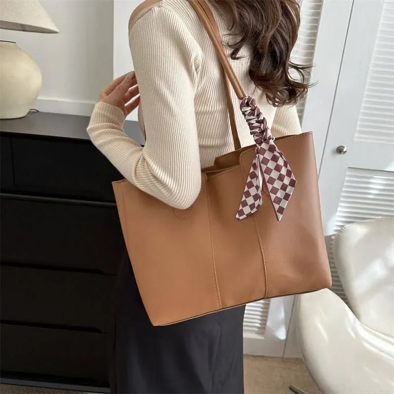 Women Leather Tote Bag- RM50 (P-510) (Brown)